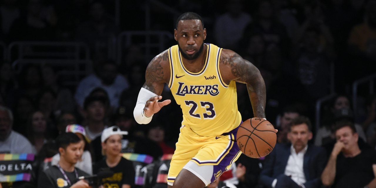 LeBron James, mentor y estrella en Los Ángeles